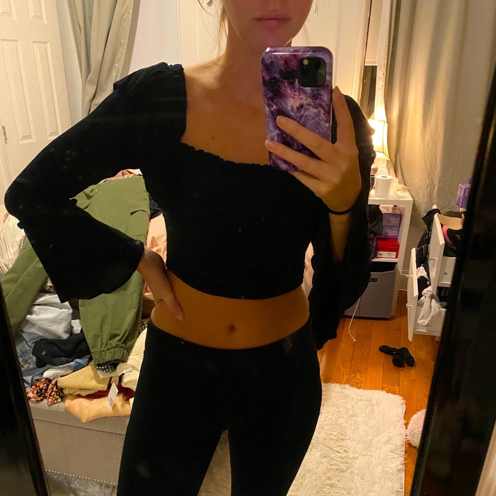 Kimchi blue cropped black bell-sleeve top